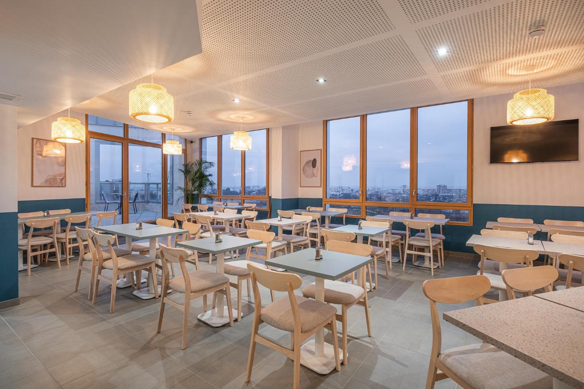 Hotel The Originals Paris Sud 3*