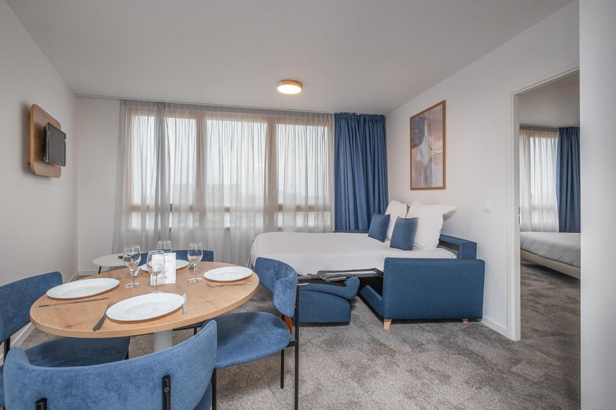 Hotel The Originals Paris Sud 3*
